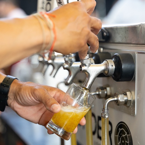 Beer Pouring