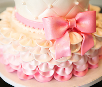 Love cake by DLM