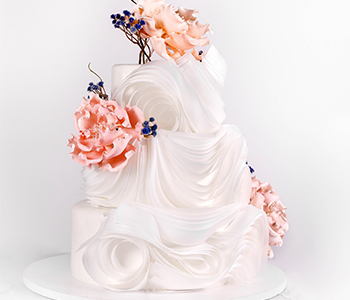 Love cake by DLM