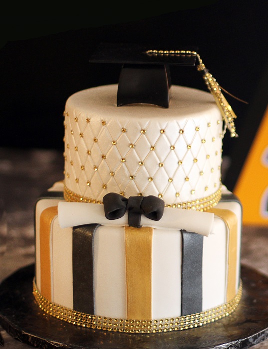 Love cake by DLM